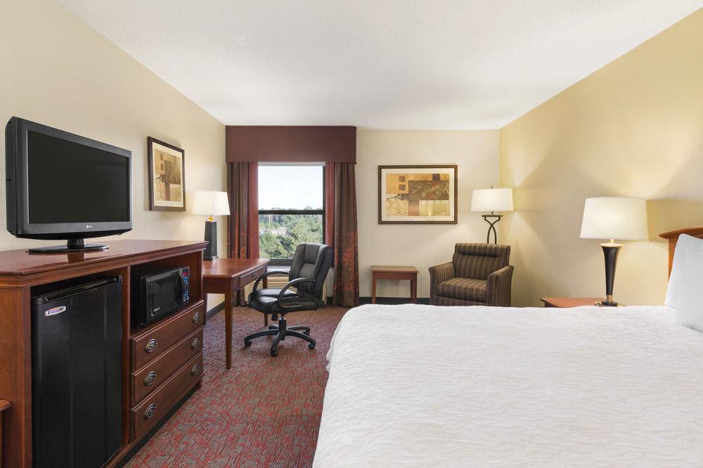 Hampton Inn Potomac Mills Woodbridge Dış mekan fotoğraf