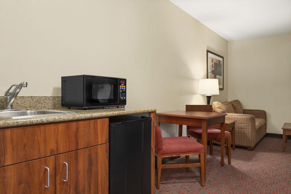 Hampton Inn Potomac Mills Woodbridge Dış mekan fotoğraf